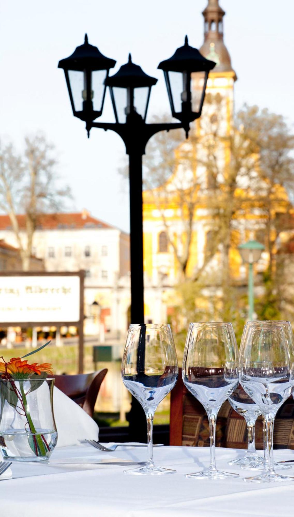 Hotel Prinz Albrecht Neuzelle Buitenkant foto