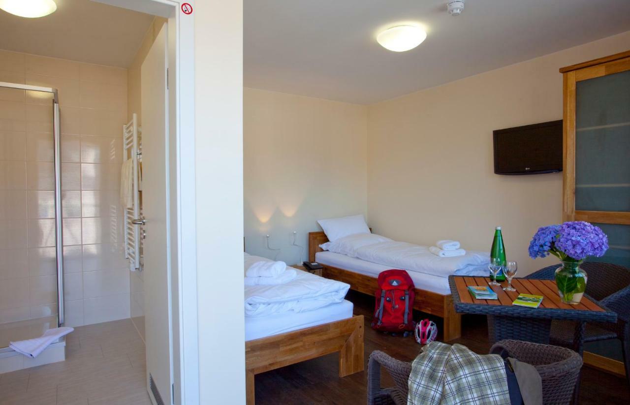 Hotel Prinz Albrecht Neuzelle Buitenkant foto
